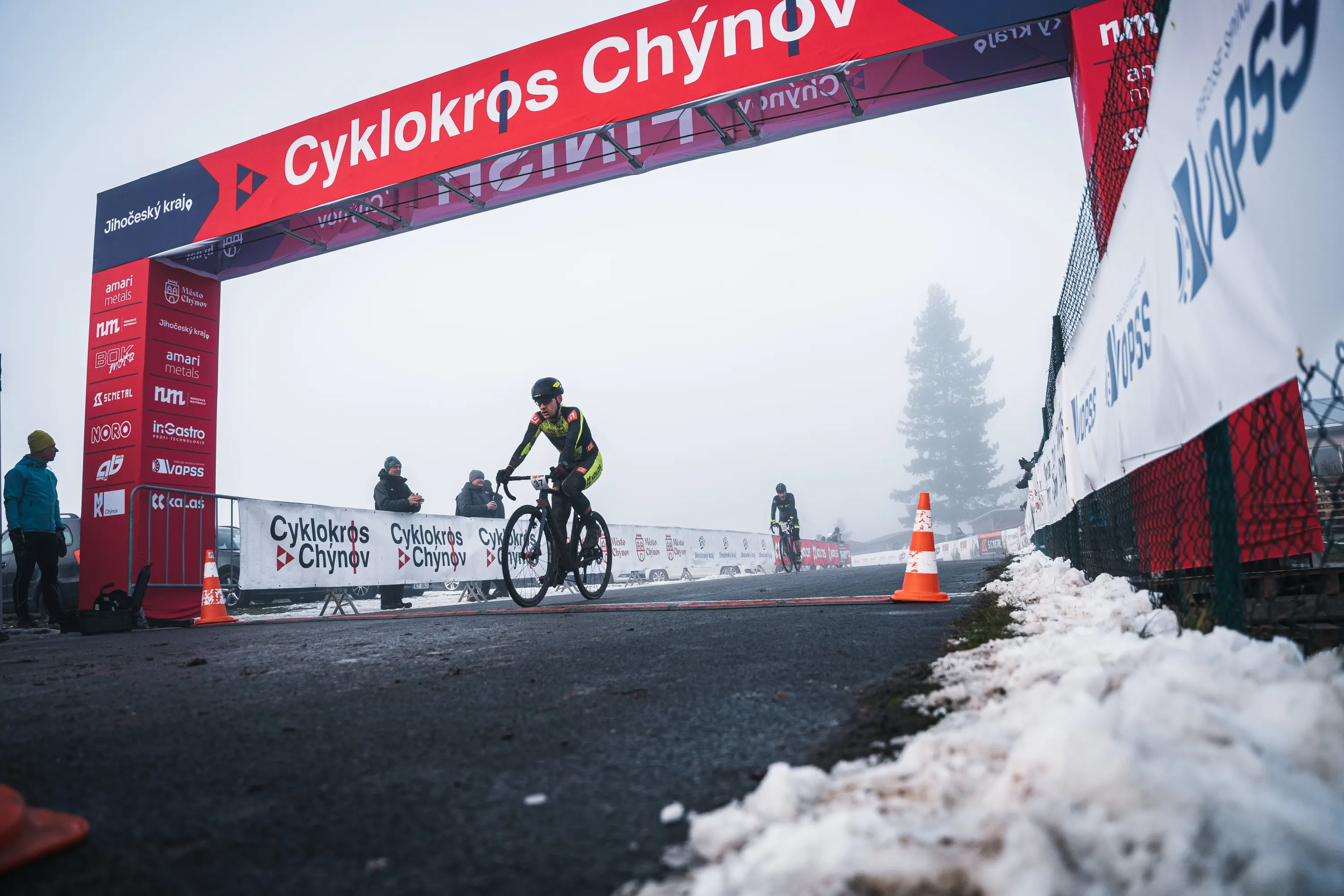 Cyclo Cross Chýnov — photography by Martin Kozojed