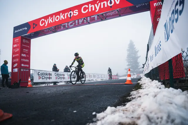 Cyclo Cross Chýnov — photography by Martin Kozojed