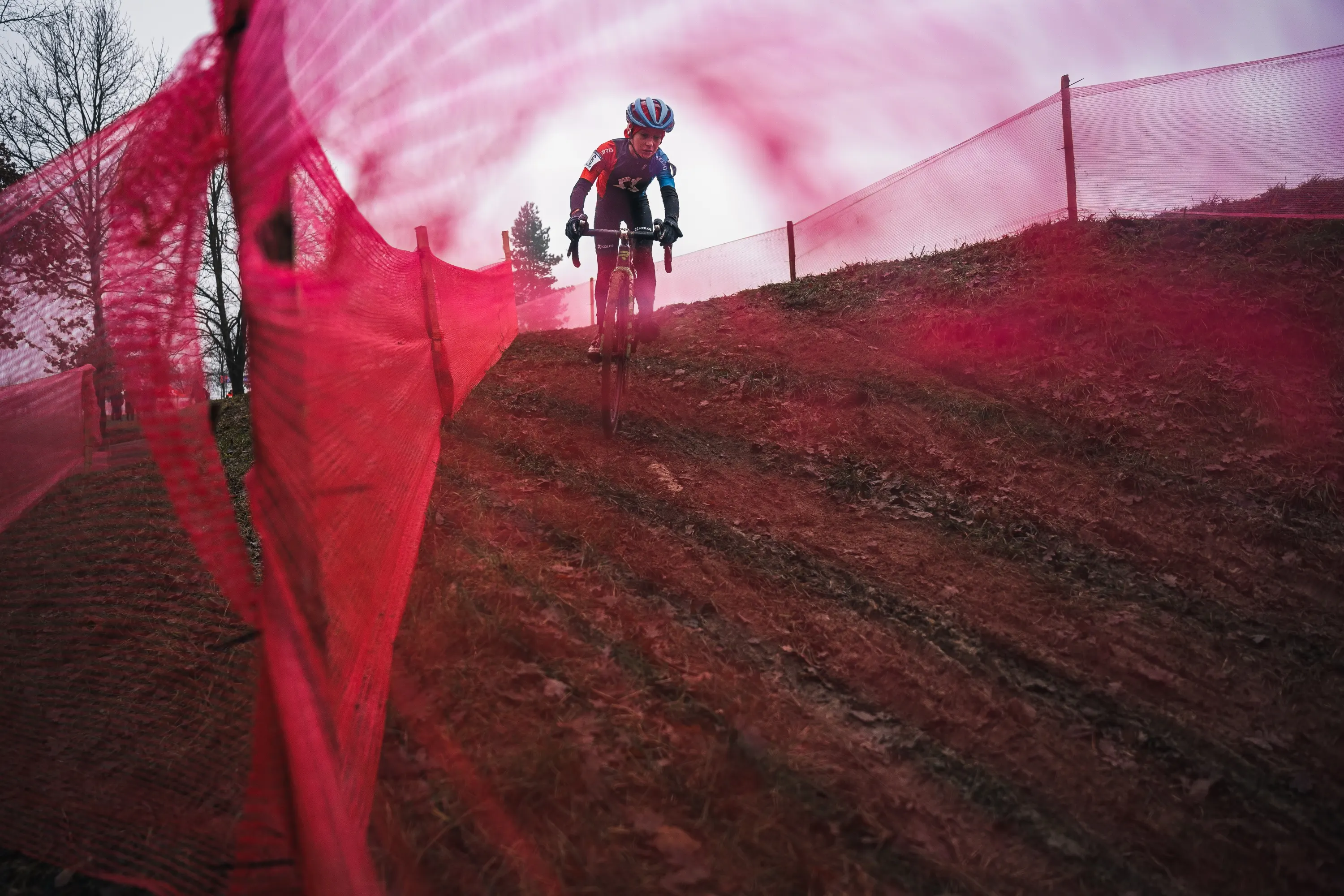 Cyclo Cross Chýnov — photography by Martin Kozojed