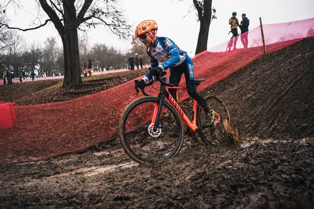 Cyclo Cross Chýnov — photography by Martin Kozojed