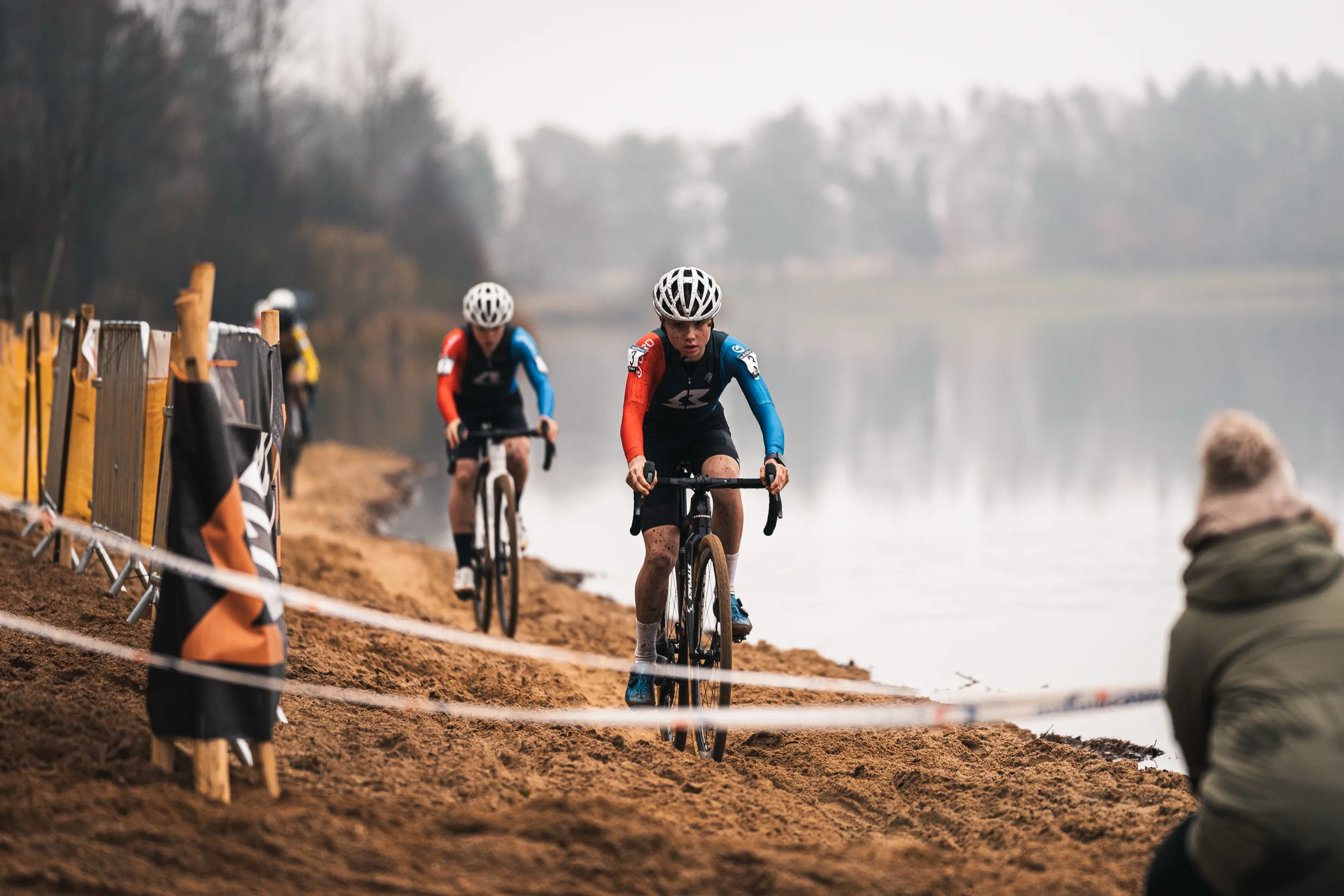 Cyclo Cross Veselý nad Lužnicí — photography by Martin Kozojed