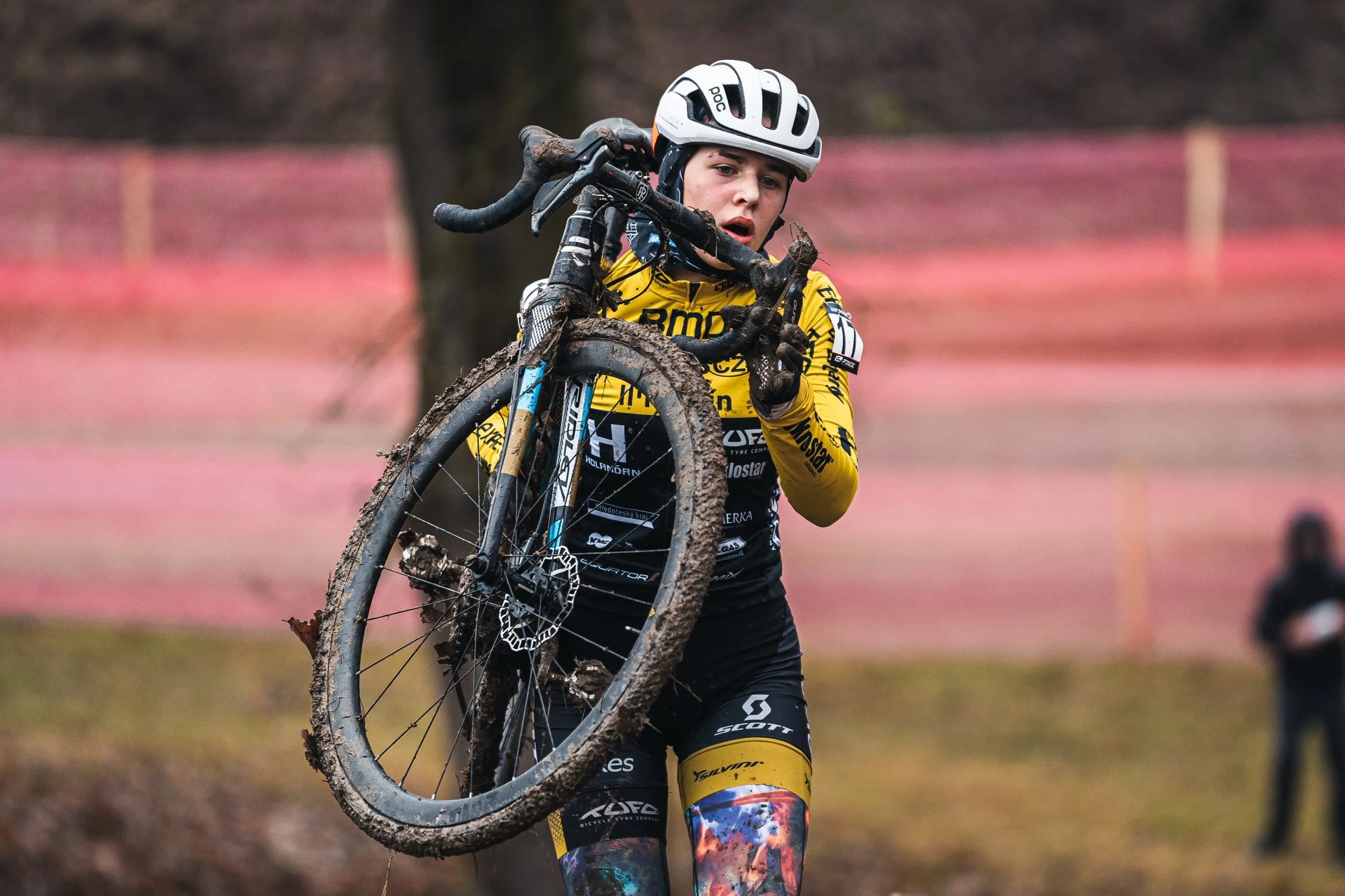 Cyclo Cross Chýnov — photography by Martin Kozojed