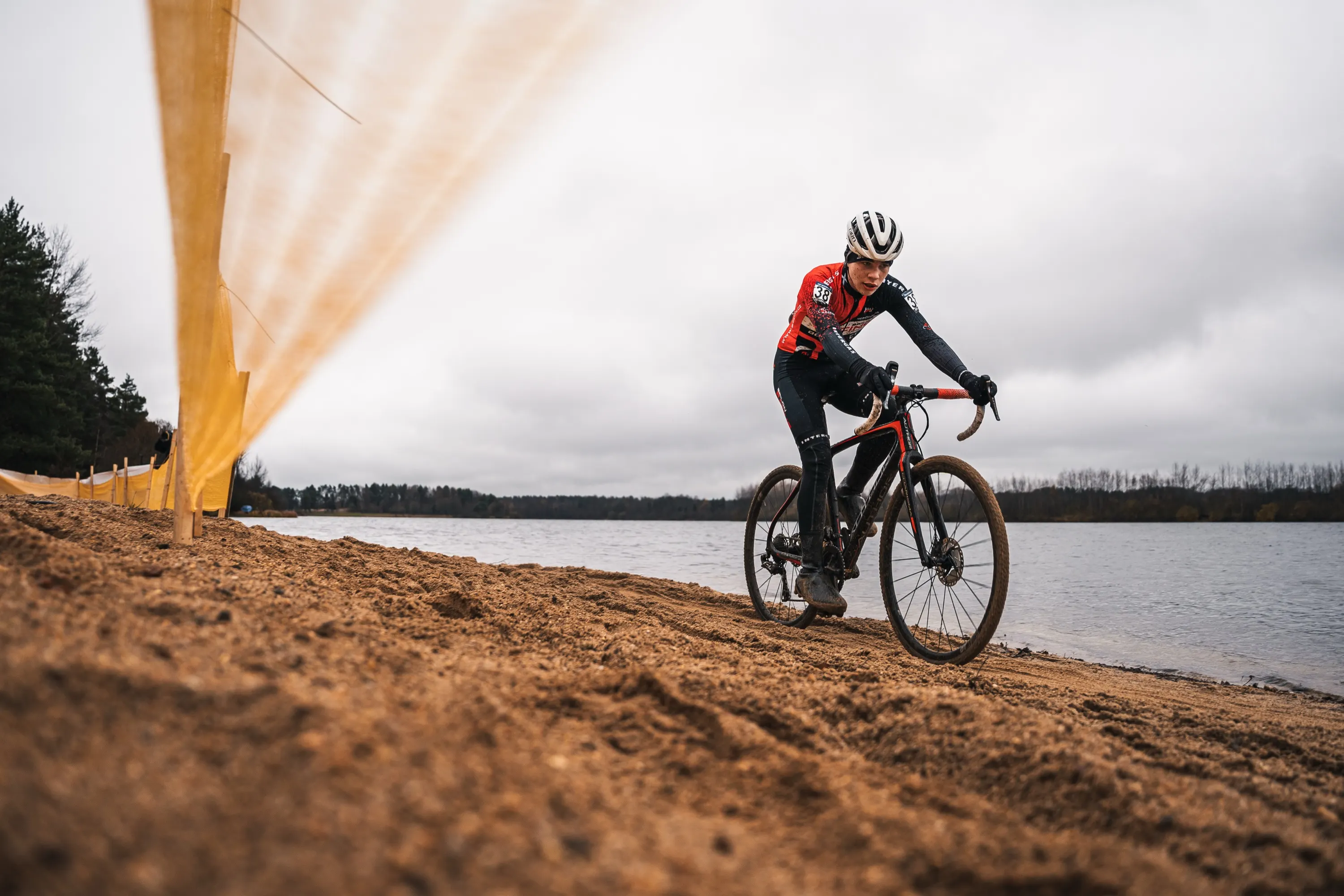 Cyclo Cross Veselý nad Lužnicí — photography by Martin Kozojed
