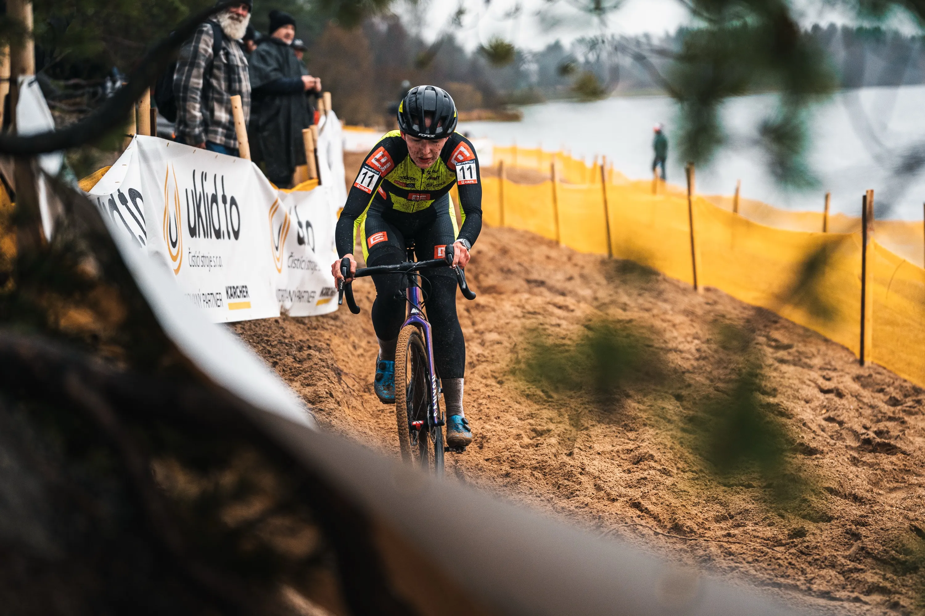 Cyclo Cross Veselý nad Lužnicí — photography by Martin Kozojed
