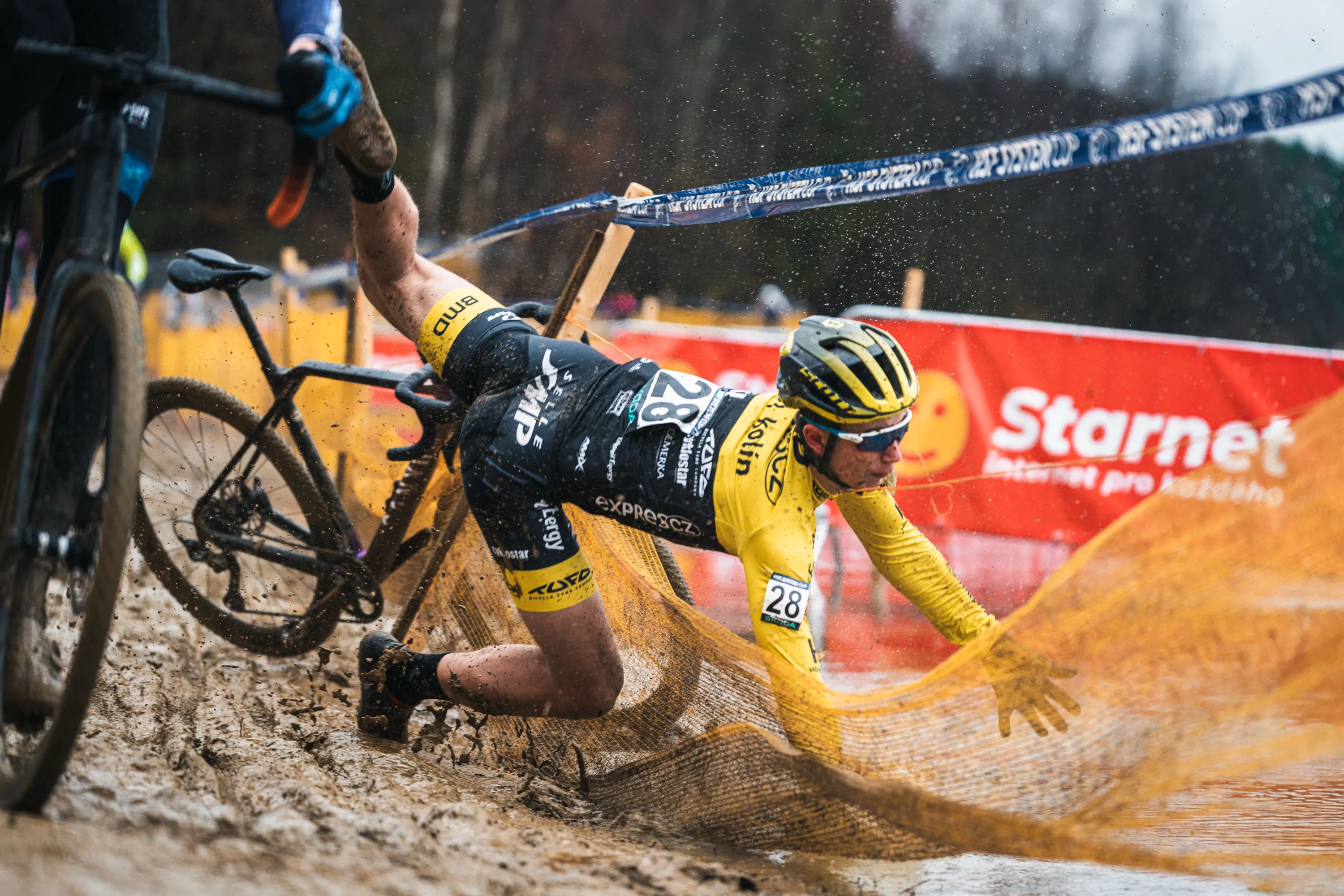 Cyclo Cross Veselý nad Lužnicí — photography by Martin Kozojed