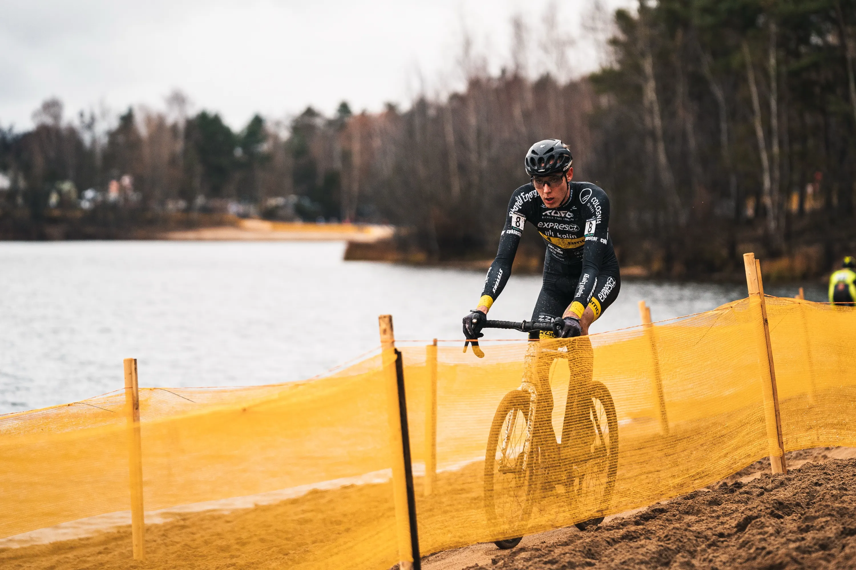 Cyclo Cross Veselý nad Lužnicí — photography by Martin Kozojed