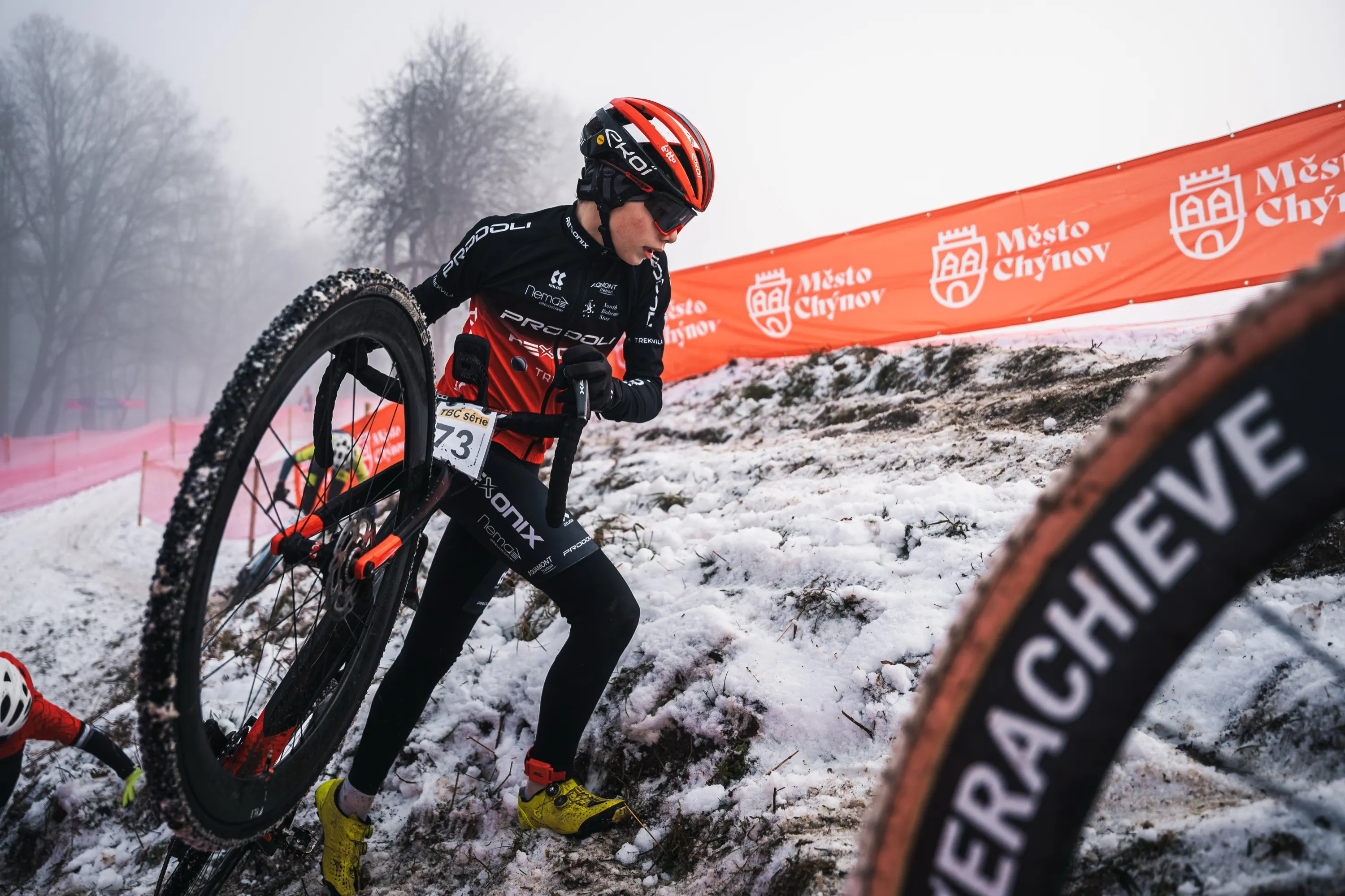 Cyclo Cross Chýnov — photography by Martin Kozojed