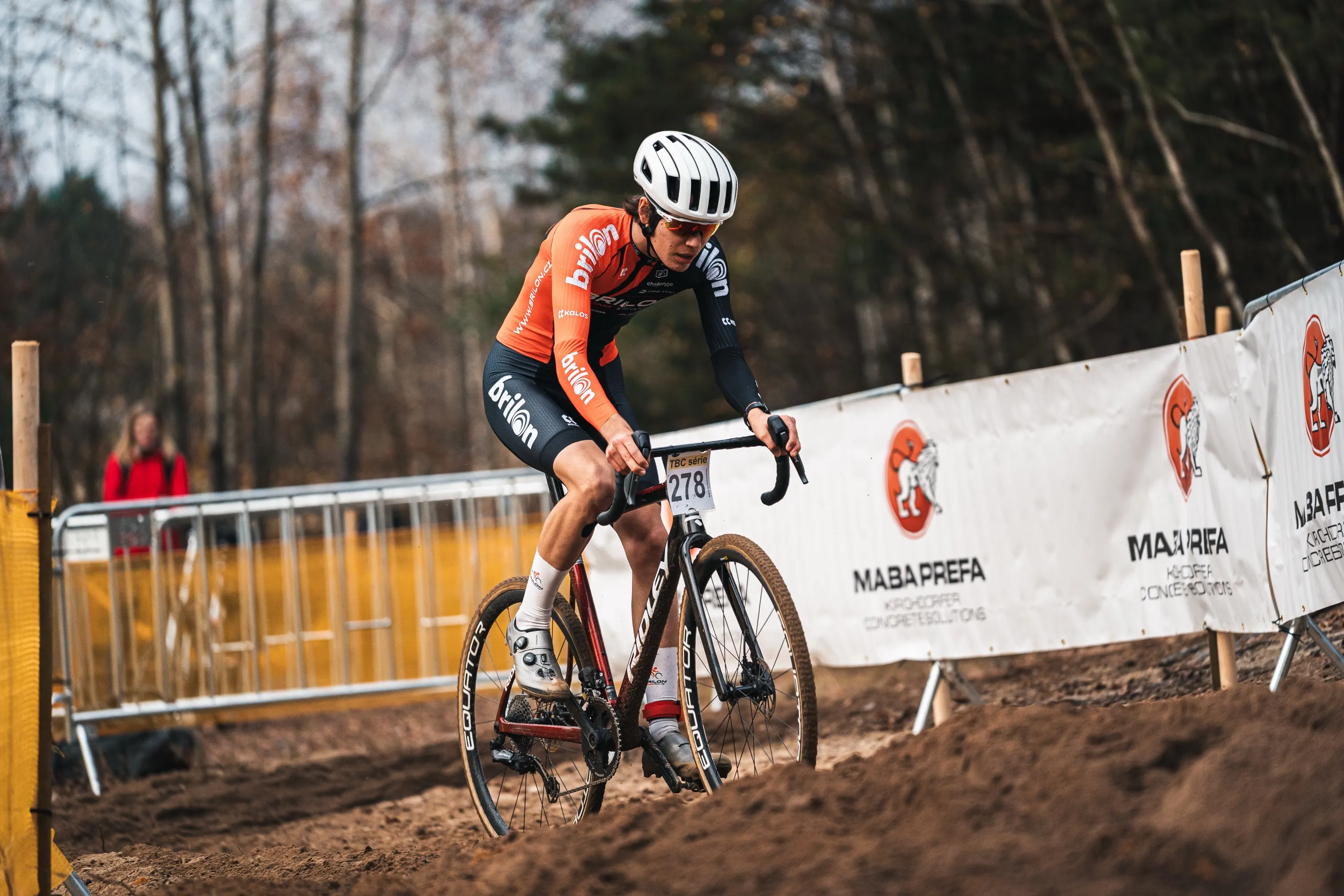 Cyclo Cross Veselý nad Lužnicí — photography by Martin Kozojed