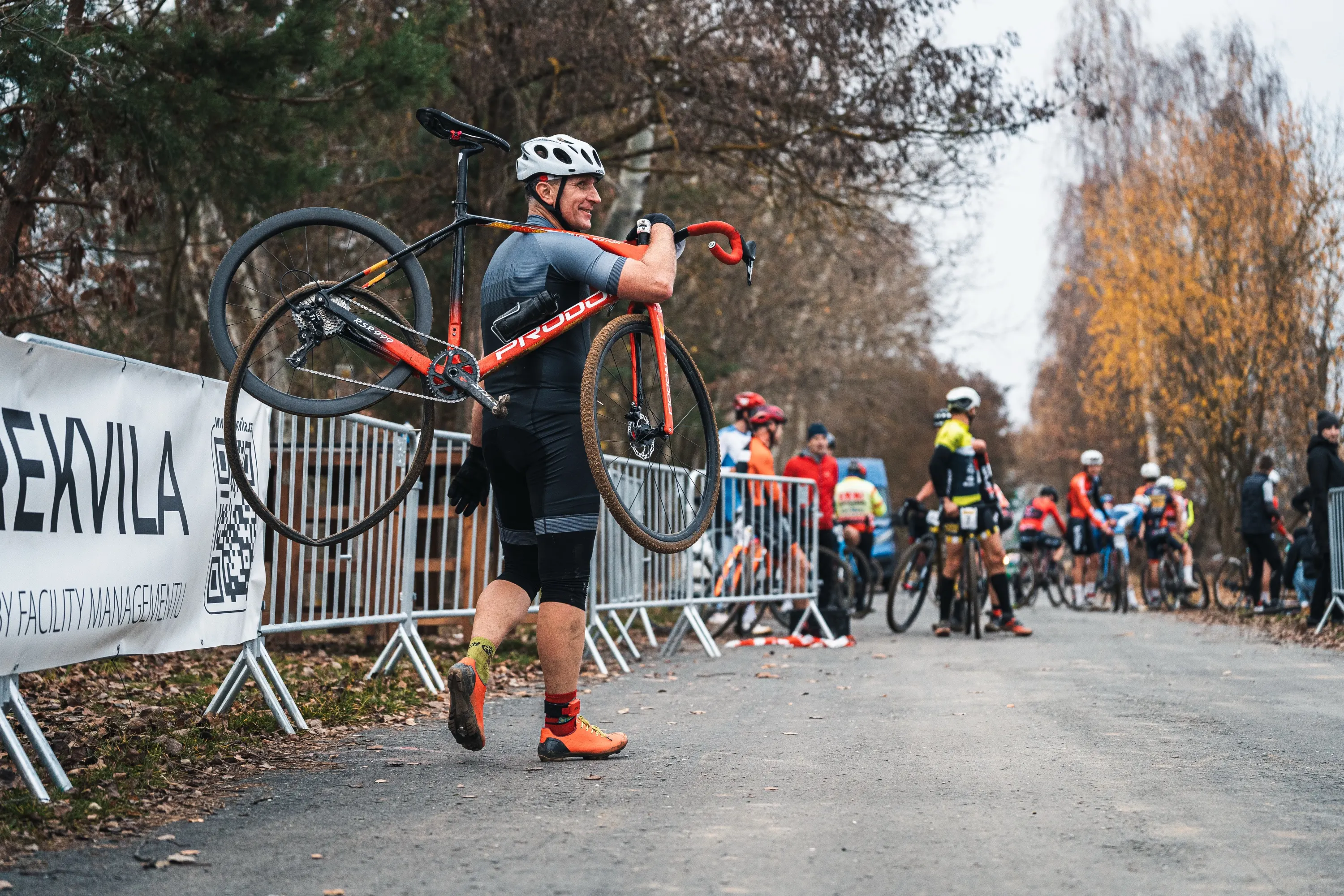 Cyclo Cross Veselý nad Lužnicí — photography by Martin Kozojed