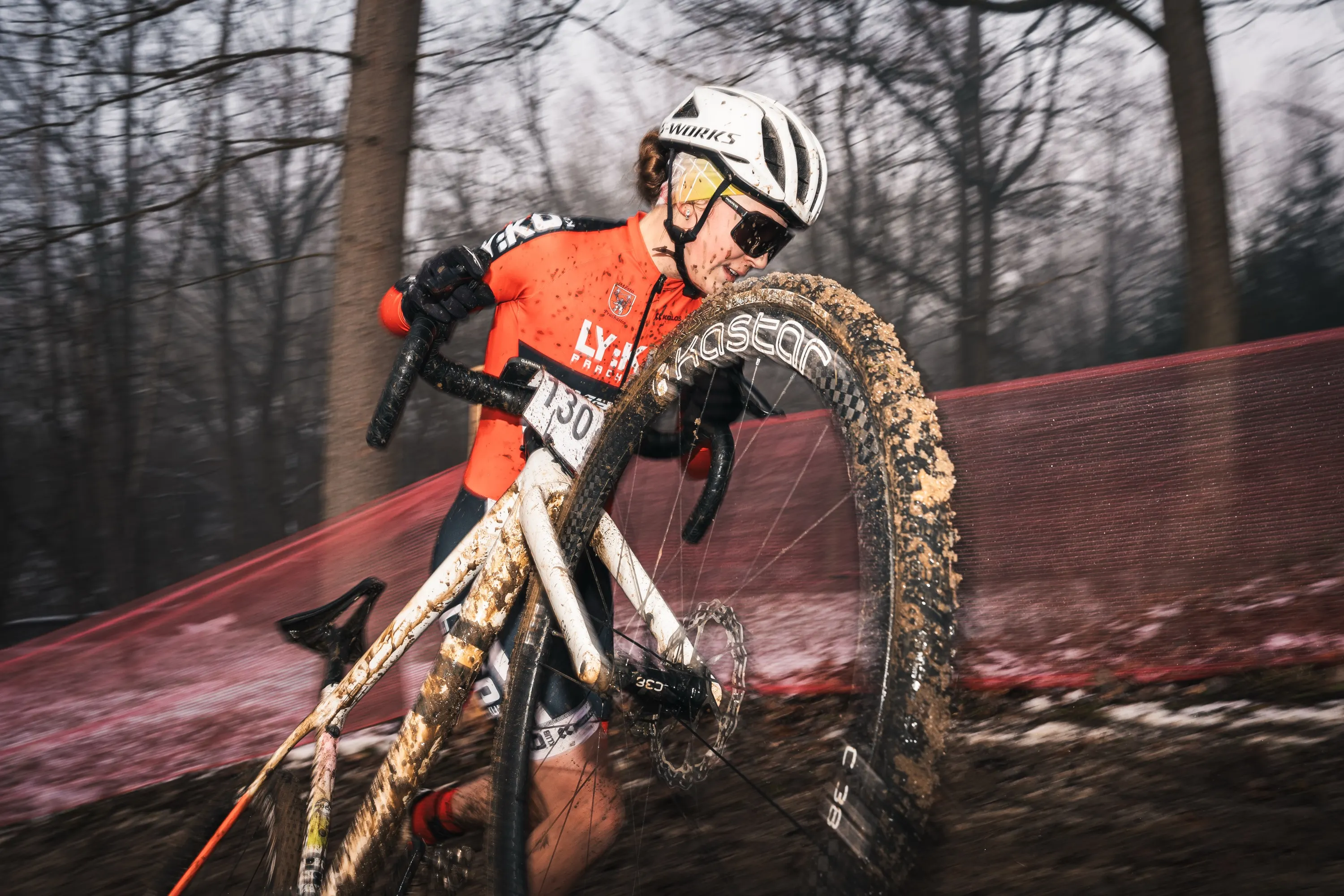 Cyclo Cross Chýnov — photography by Martin Kozojed
